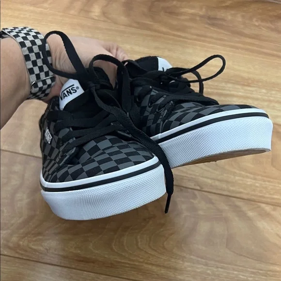Vans Kids Black Checkered Sneakers - Picture 6 of 6